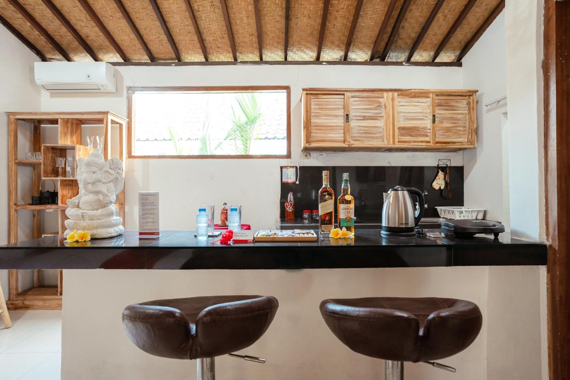 Arida House By Bali Pousada *